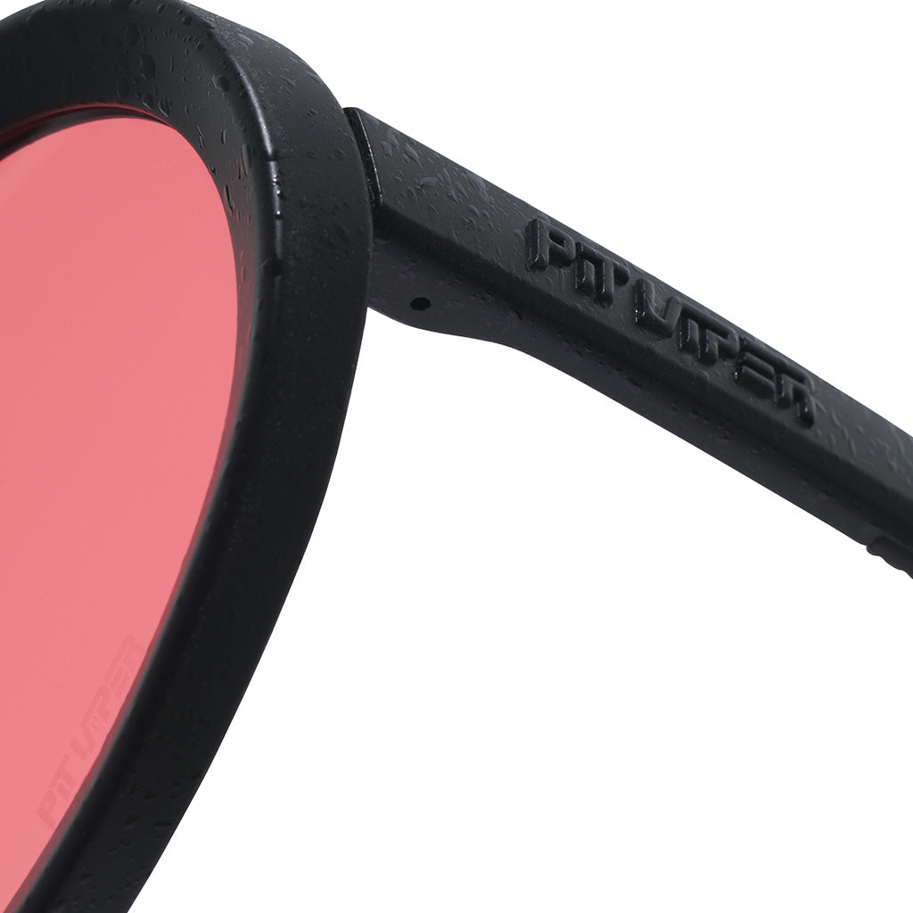 The Blacking Out Admirer - Image 14